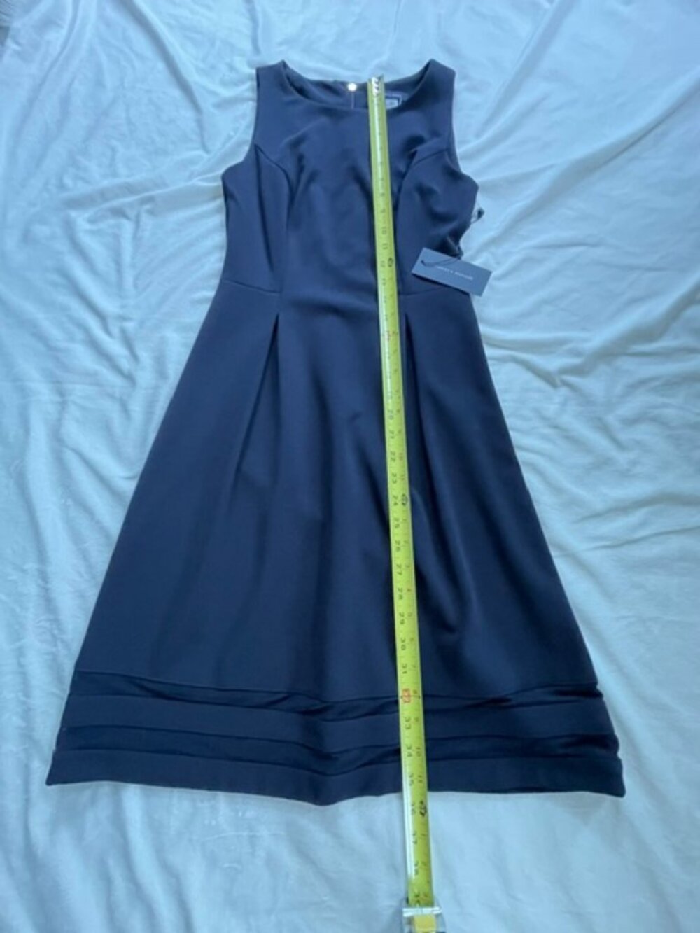 Tommy Hilfiger Pleated Dress Women's Sleeveless Boat-Neck Zip, Blue Navy, Size 2 - Picture 7 of 8